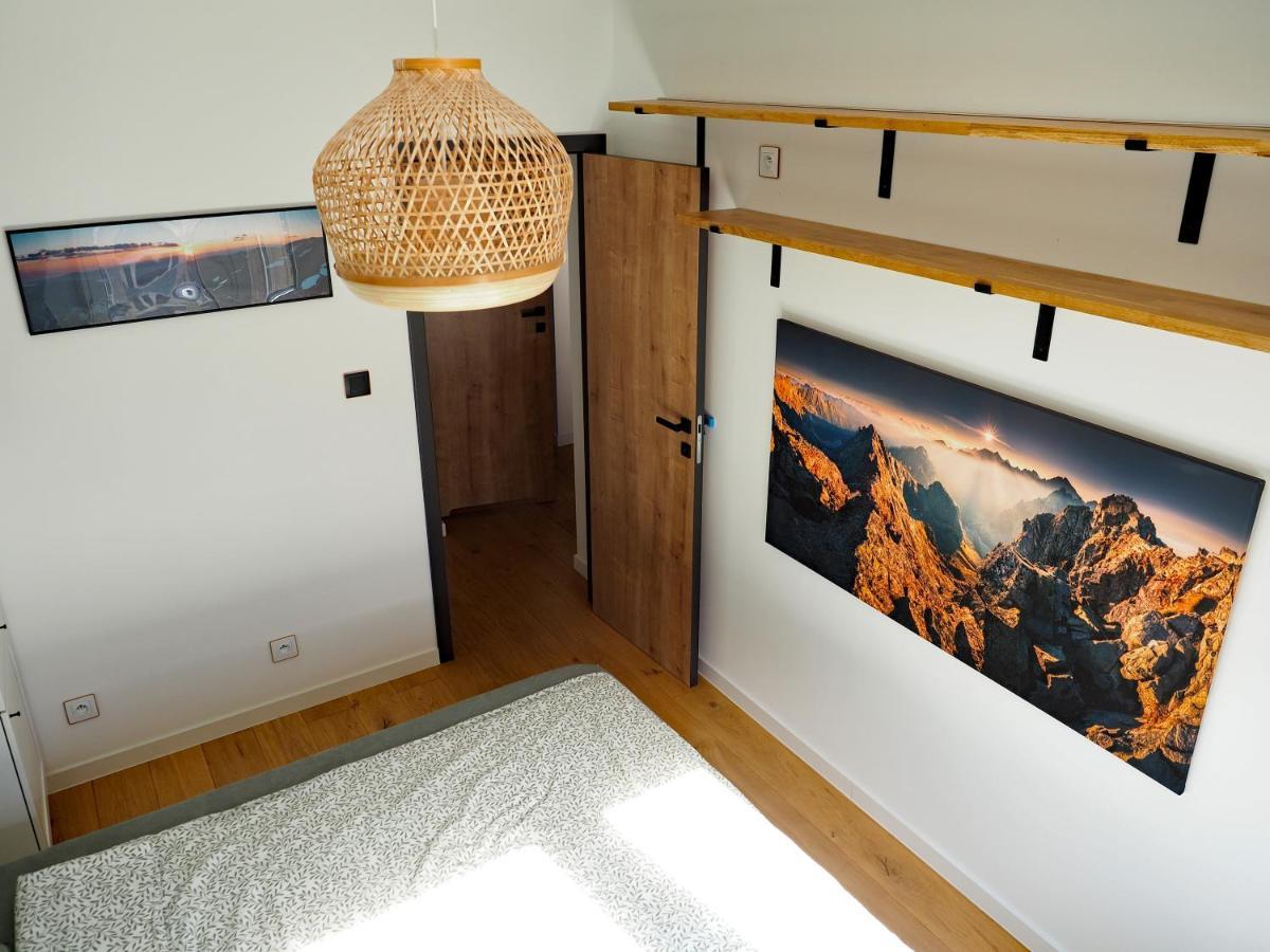 Ferienwohnung Debina Z Widokiem Posen Exterior foto
